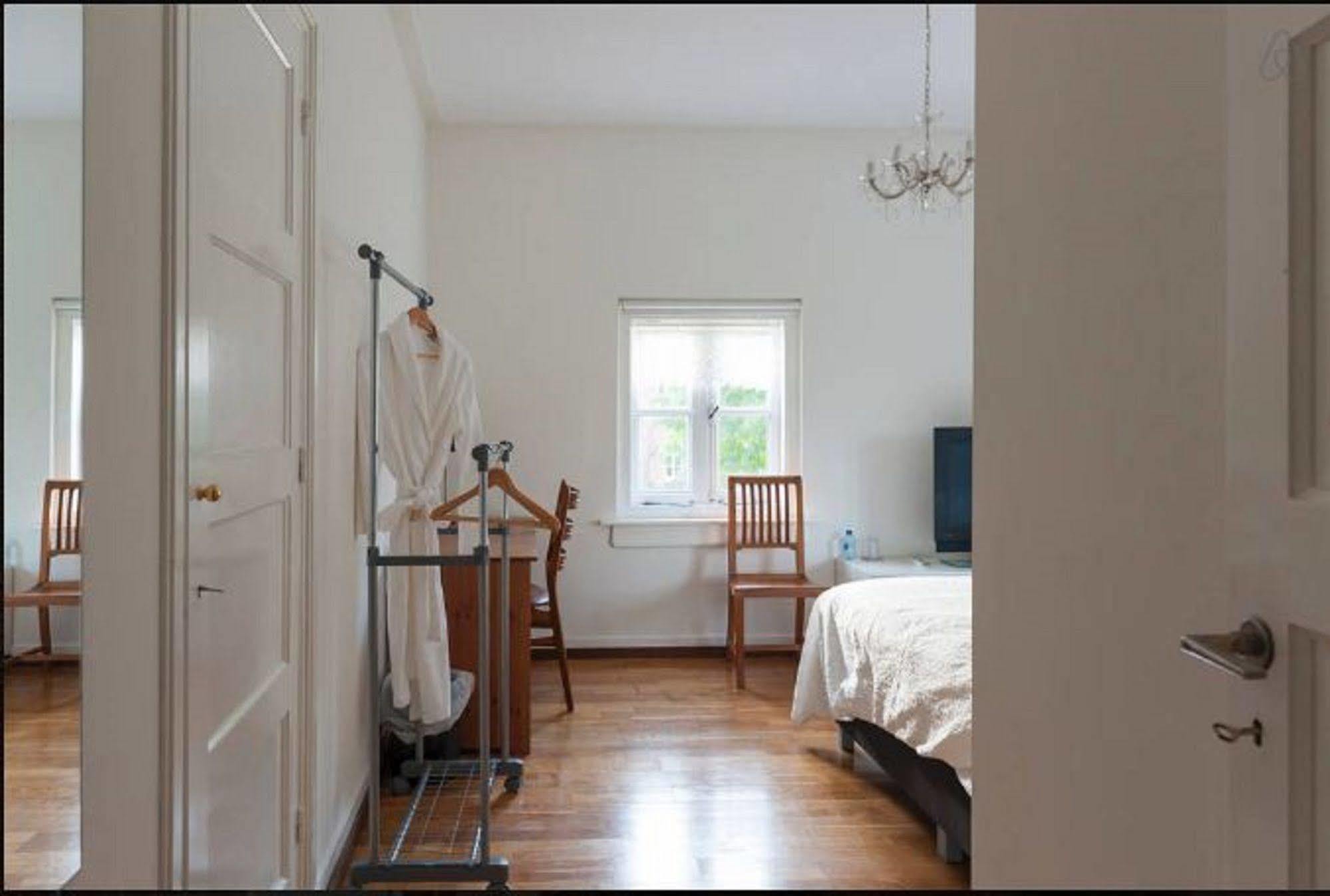 B&B Marienhof Vught Esterno foto