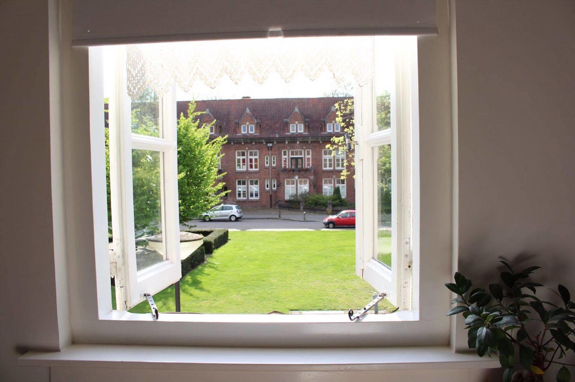 B&B Marienhof Vught Esterno foto